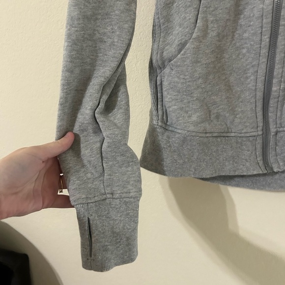 Lululemon Scuba Hoodie Light Cotton Fleece Medium Gray Women’s Size 6 Zip Jacket - Picture 10 of 12